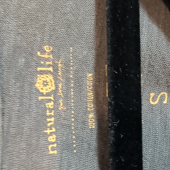 Natural Life Graphic Tee Top - Picture 5 of 7